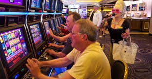 Jagoan77 Live Casino blackjack 21 strategi kartu dealer asli
